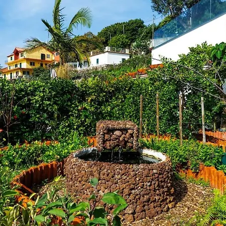 Jolie Maison Vue Sur L'ocean